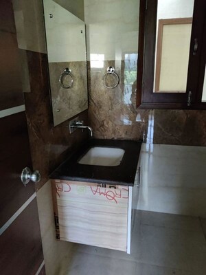 Furnished Amenities in 3 BHK Builder Floor at Sector 45 – for Rent