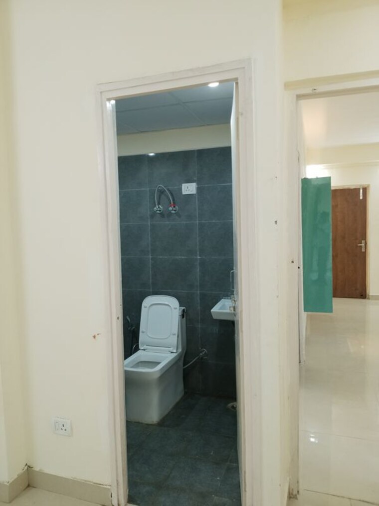 Bathroom, gls-avenue-81 2 Bedroom 696 Sq.Ft. Apartment In Sector 81 Gurgaon 10702461