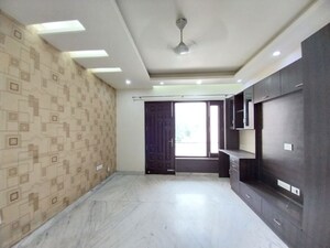 Bedroom in 4 BHK Builder Floor at Sector 31 – for Rent