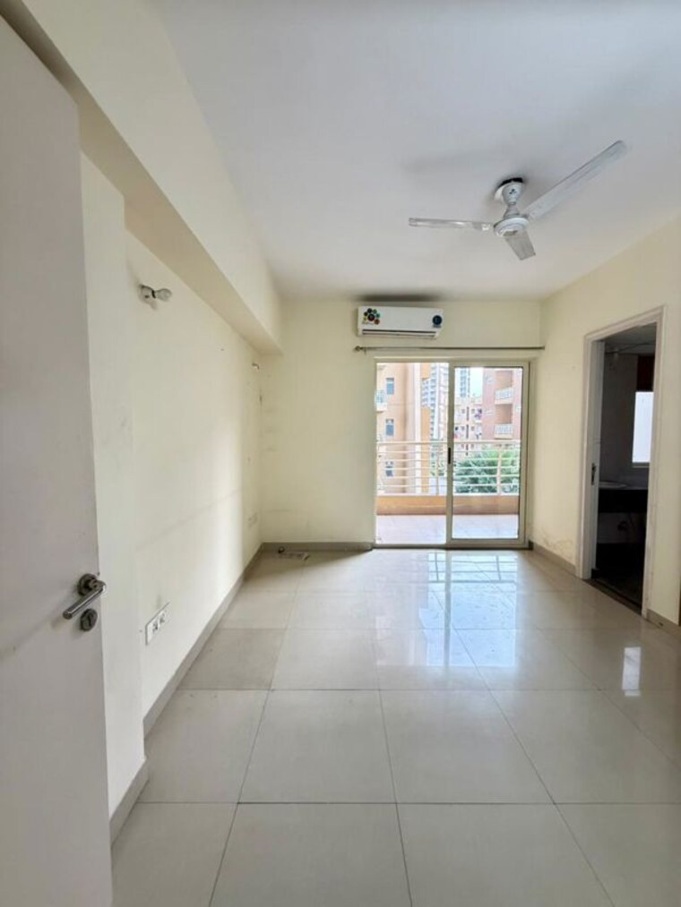 Room, sector 20 3 Bedroom 1700 Sq.Ft. Apartment In Sector 20 Panchkula 10702483