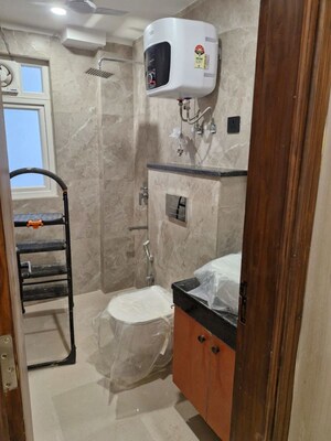 Bathroom in 3 BHK Builder Floor at Sector 43 – for Rent