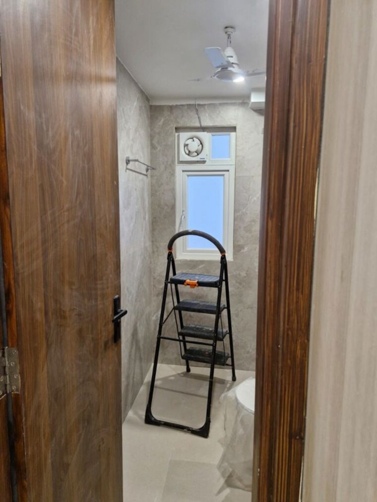 undefined, sector 43 3 Bedroom 300 Sq.Yd. Builder Floor In Sector 43 Gurgaon 10702492
