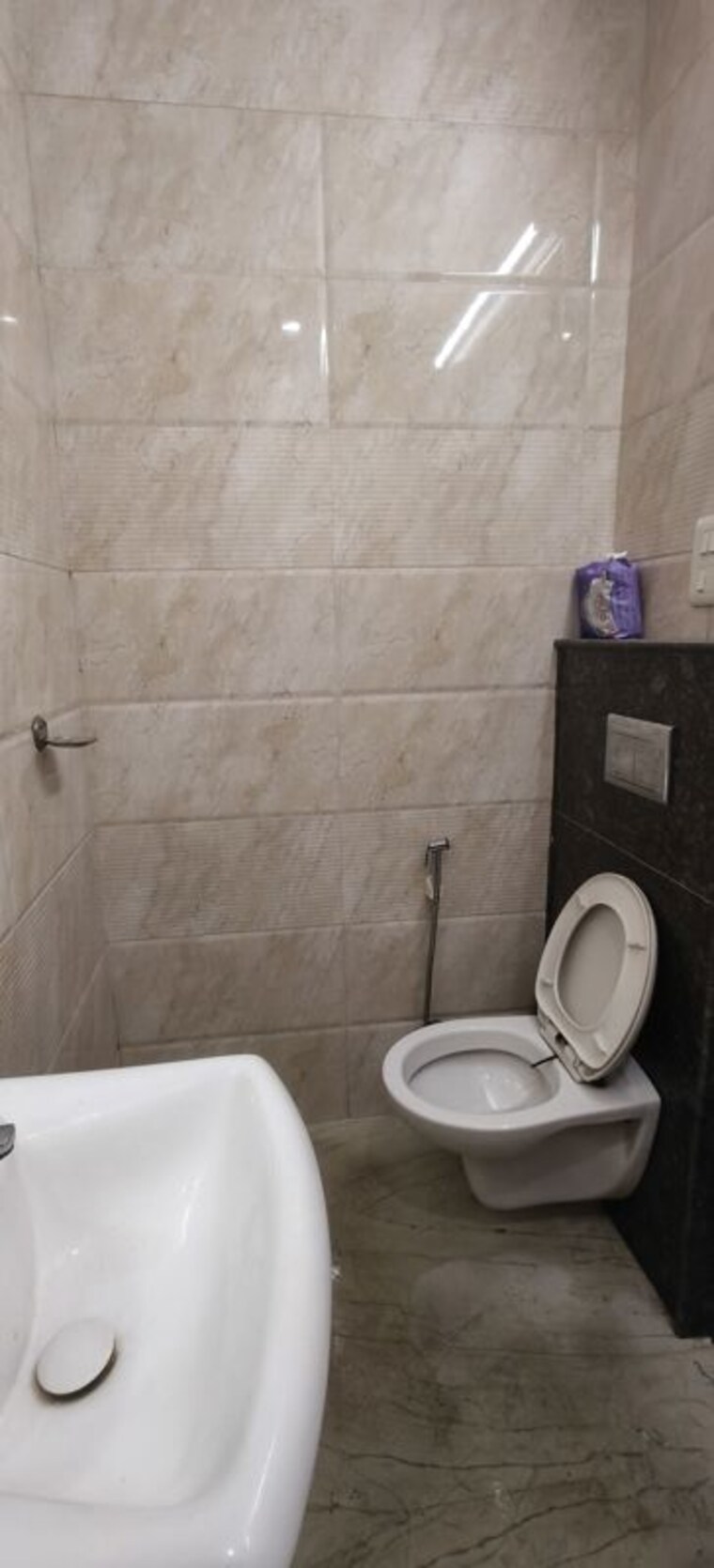 Bathroom, lajpat nagar i 2 Bedroom 900 Sq.Ft. Builder Floor In Lajpat Nagar I Delhi 10702498