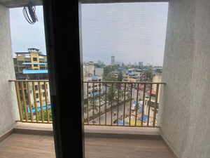 Room in 3 BHK Apartment at Pyramid Centria, Sector 10a Nerul – for Sale