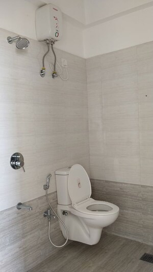 Bathroom in 2 BHK Apartment at Anand Heights, Wadala – for Rent