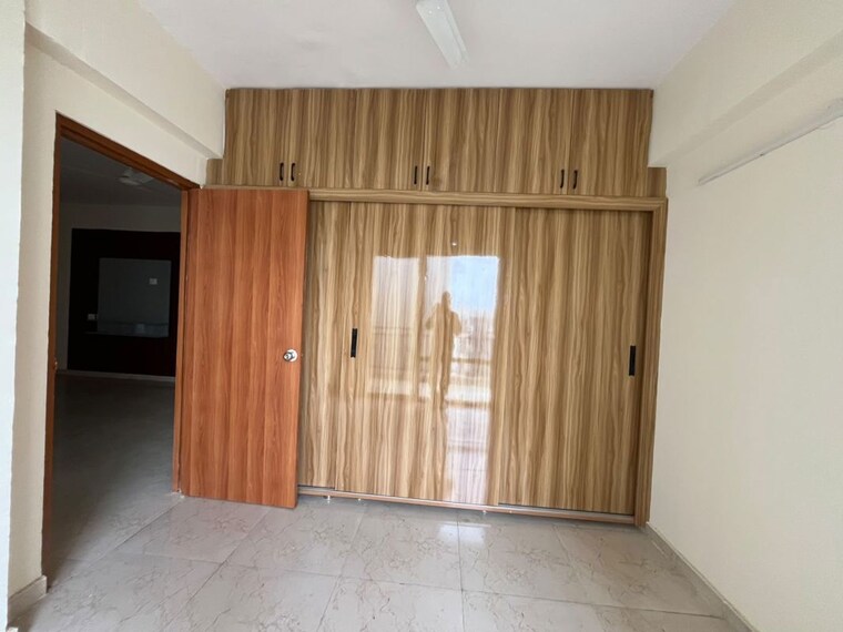 Bedroom, mrg-ultimus 2 Bedroom 697 Sq.Ft. Apartment In Sector 90 Gurgaon 10702519