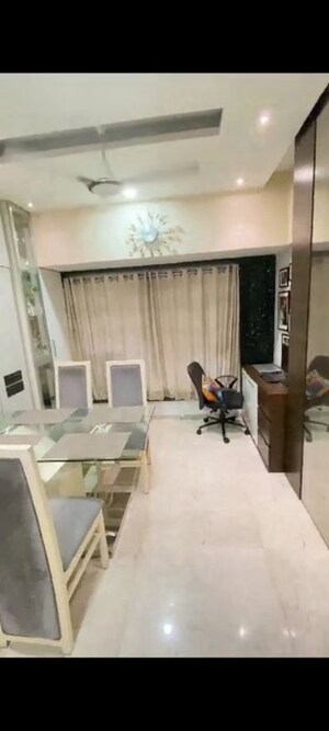 Team Area in 2 BHK Apartment at Zee Swastik, Vile Parle East – for Rent