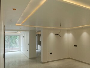 Room in 4 BHK Apartment at Vatika Sovereign Park, Sector 99 – for Rent