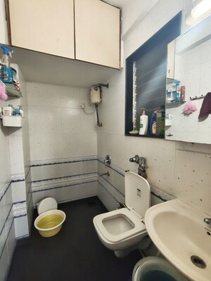 Bathroom in 2 BHK Apartment at Dosti Flamingos, Parel – for Rent