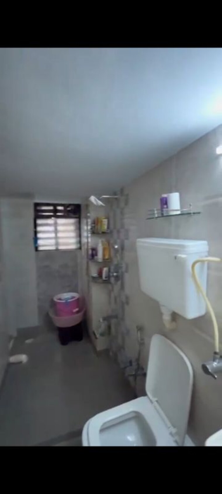 Bathroom, vile-parle-mahaveer 2 Bedroom 700 Sq.Ft. Apartment In Vile Parle West Mumbai 10702554