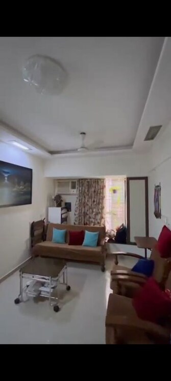 2 BHK +  700 Sq.Ft. Apartment in Vile Parle Mahaveer