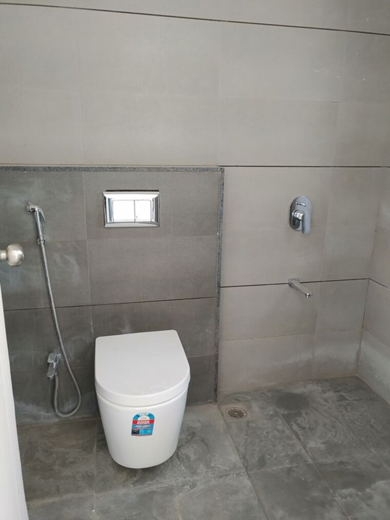 Bathroom, rohan-leher-ii 2 Bedroom 1000 Sq.Ft. Apartment In Baner Pune 10702558