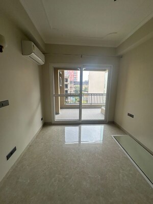 Building Lobby in 3 BHK Builder Floor at Anant Raj Estate Plots, Sector 63a – for Rent