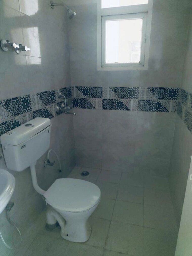Bathroom, signature-global-prime 2 Bedroom 834 Sq.Ft. Apartment In Sector 63a Gurgaon 10702590
