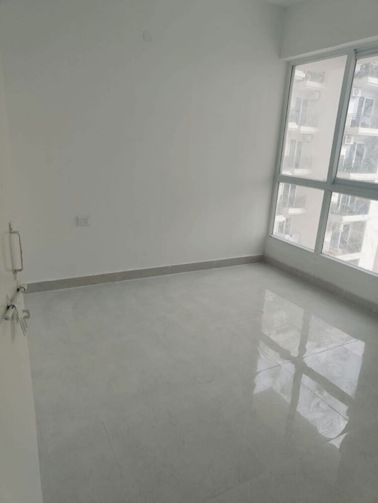 Room, signature-global-prime 2 Bedroom 834 Sq.Ft. Apartment In Sector 63a Gurgaon 10702590