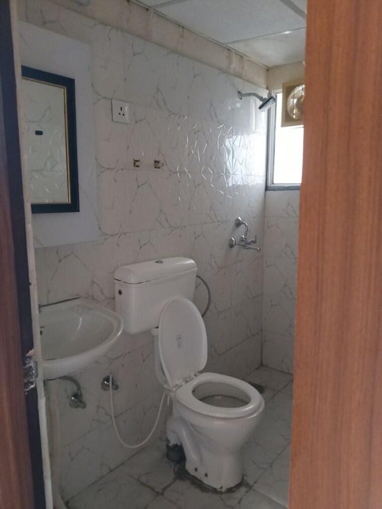 Bathroom, signature-global-synera 2 Bedroom 735 Sq.Ft. Apartment In Sector 81 Gurgaon 10702595