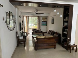 Living Room in 3 BHK Apartment at DLF The Wellington Estate, Dlf Phase V – for Rent