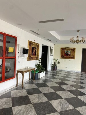 Parking in 3 BHK Builder Floor at Smart World Orchard, Sector 61 – for Rent