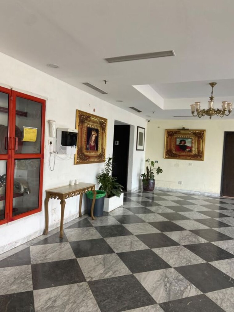  Parking, smart-world-orchard 3 Bedroom 1712 Sq.Ft. Builder Floor In Sector 61 Gurgaon 10702610