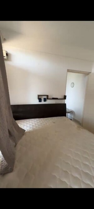 1 BHK Apartment For Rent in Signature Global Synera, Sector 81