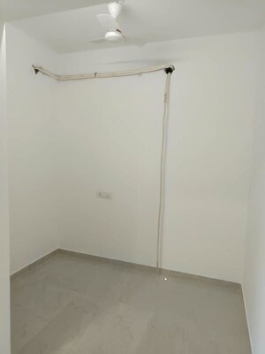 Room in 3.5 BHK Apartment at Nandan Prospera Gold, Balewadi – for Rent