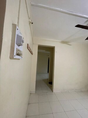 Room in 3.5 BHK Apartment at Nandan Prospera Gold, Balewadi – for Rent