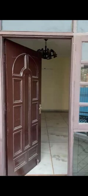 Furnished Amenities in 5 BHK Independent House at Sector 41 – for Sale