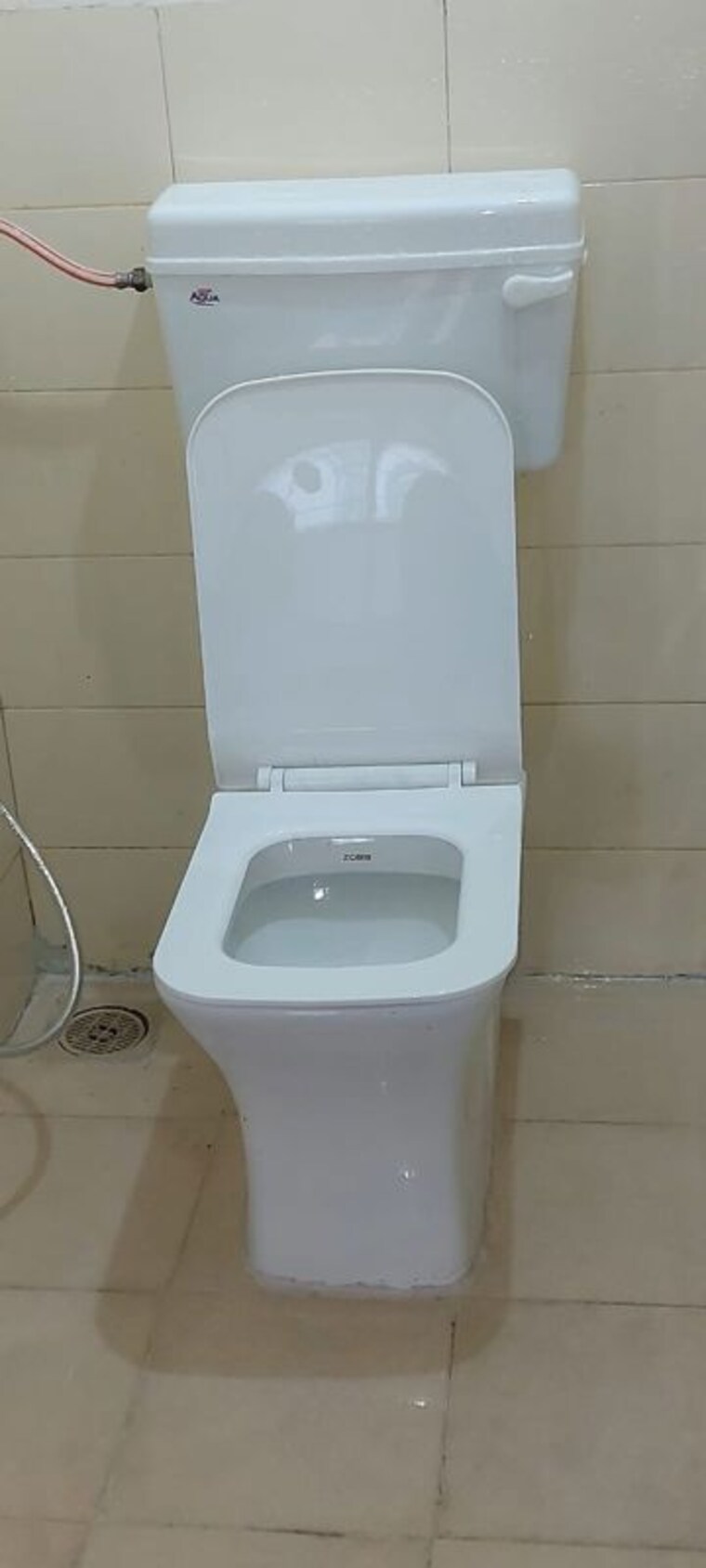 Bathroom, je-and-vee-shiv-krupa 2 Bedroom 560 Sq.Ft. Apartment In Malad East Mumbai 10702674