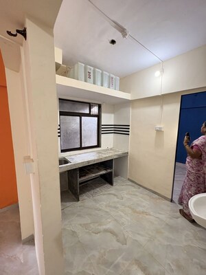 Furnished Amenities in 1 BHK Apartment at Vartak Nagar – for Rent