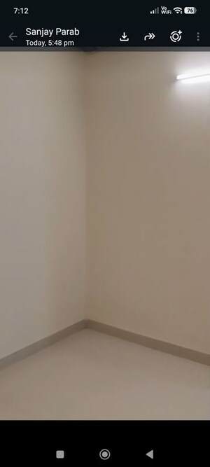 Room in 2 BHK Apartment at Abhinandan CHS Dadar, Dadar East – for Rent
