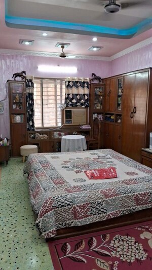 Bedroom in 5 BHK Independent House at Sodepur – for Sale