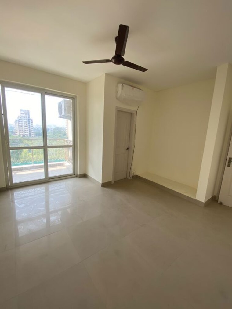 Room, pyramid-altia 1 Bedroom 396 Sq.Ft. Apartment In Sector 70 Gurgaon 10702707