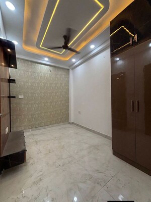 Kitchen in 1 BHK Builder Floor at Uttam Nagar – for Sale