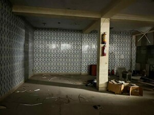 Living Room in  Shop at Daryaganj – for Sale