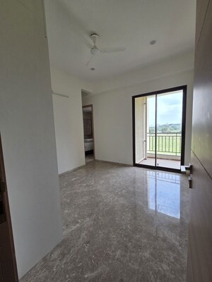 Room in 3 BHK Apartment at Whiteland Blissville, Sector 76 – for Rent