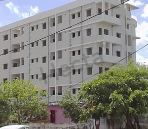  Apartment For Sale in Prashanthnagar Colony