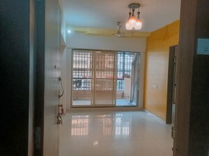 2 BHK Apartment For Rent in Agarwal Paramount, Virar West