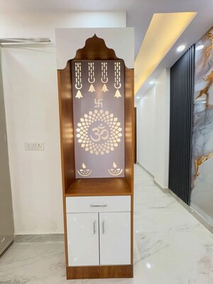 Building Lobby in 1 BHK Builder Floor at Uttam Nagar – for Sale