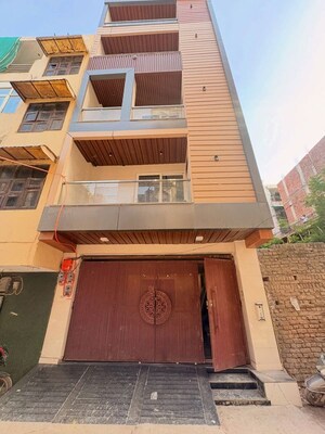1 BHK Builder Floor – Exterior View View at Uttam Nagar - for Sale