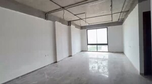 Room in 4 BHK Apartment at Phoenix Halcyon, Jubilee Hills – for Sale