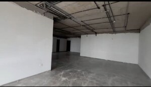 Room in 4 BHK Apartment at Phoenix Halcyon, Jubilee Hills – for Sale