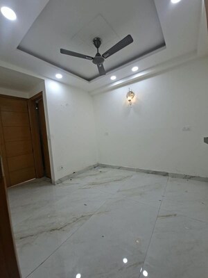Room in 3 BHK Builder Floor at Chattarpur – for Sale