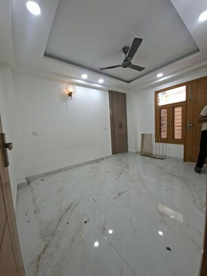 3 BHK Builder Floor For Sale in Chattarpur
