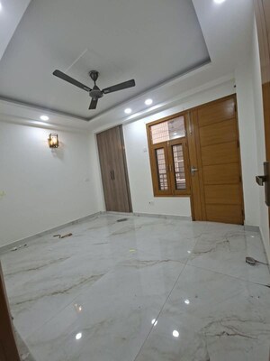 Room in 3 BHK Builder Floor at Chattarpur – for Sale