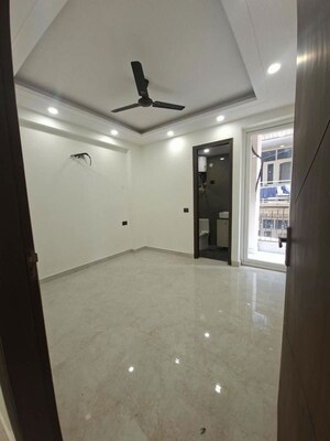 Room in 3 BHK Builder Floor at Chattarpur – for Sale