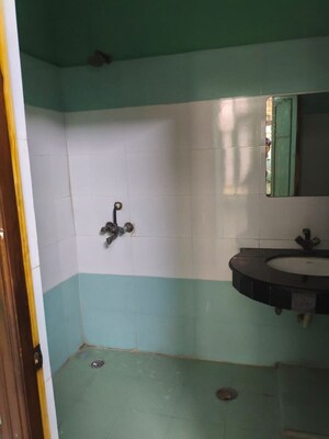 Bathroom in 2.5 BHK Independent House at Sector 26 – for Rent