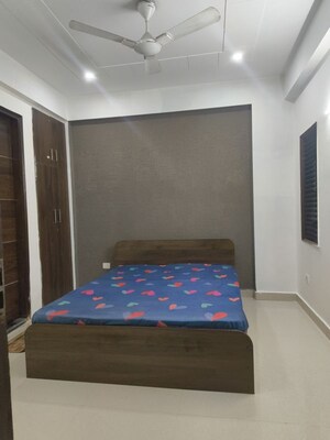 Bedroom in 2 BHK Builder Floor at DLF City Gurgaon, Sector 27 – for Rent
