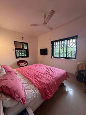 Bedroom in 3 BHK Apartment at Lokhandwala Breeze Apartments, Andheri West – for Rent