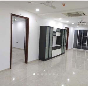 Room in 3 BHK Apartment at My Home Bhooja, Hi Tech City – for Rent