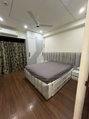 Bathroom in 3 BHK Builder Floor at Elan Nirvana, Sector 50 – for Rent